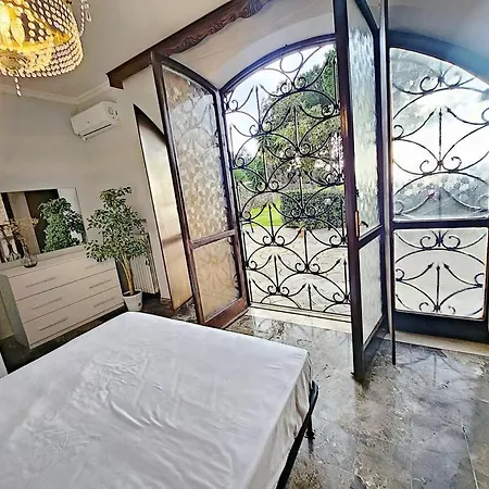 Villa Vista Mare E Montagna Terracina