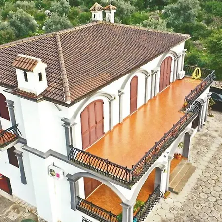 Villa Vista Mare E Montagna Terracina