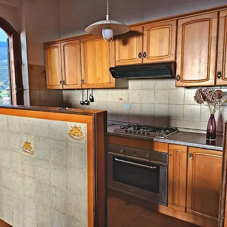 Vista Mare E Montagna Villa *